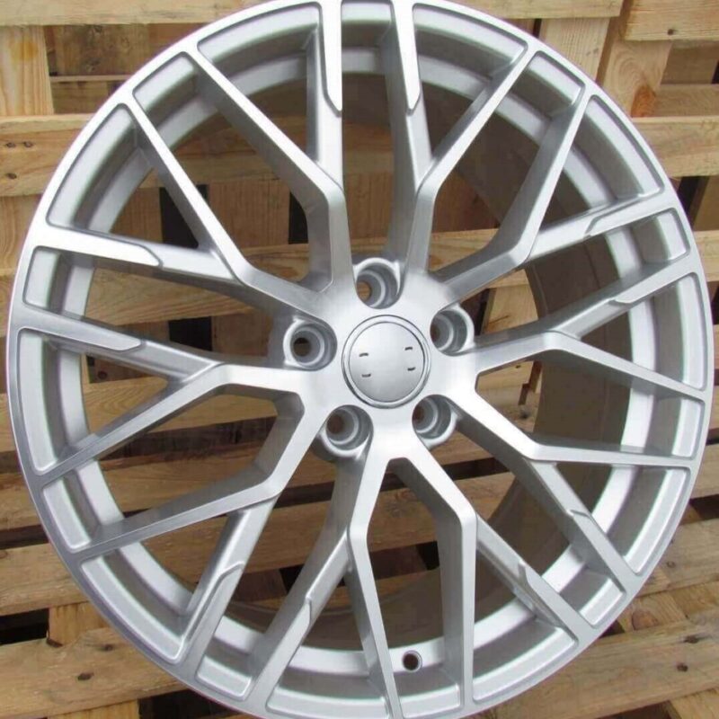 AUDI Style 1349 8×18 5×112 ET35 Silver Face Machined
